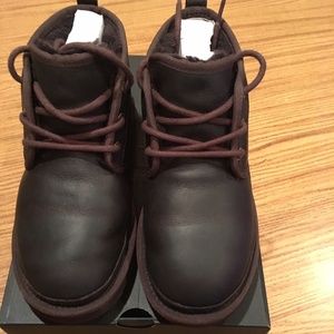 NEW Men's UGG Neumel Size 7